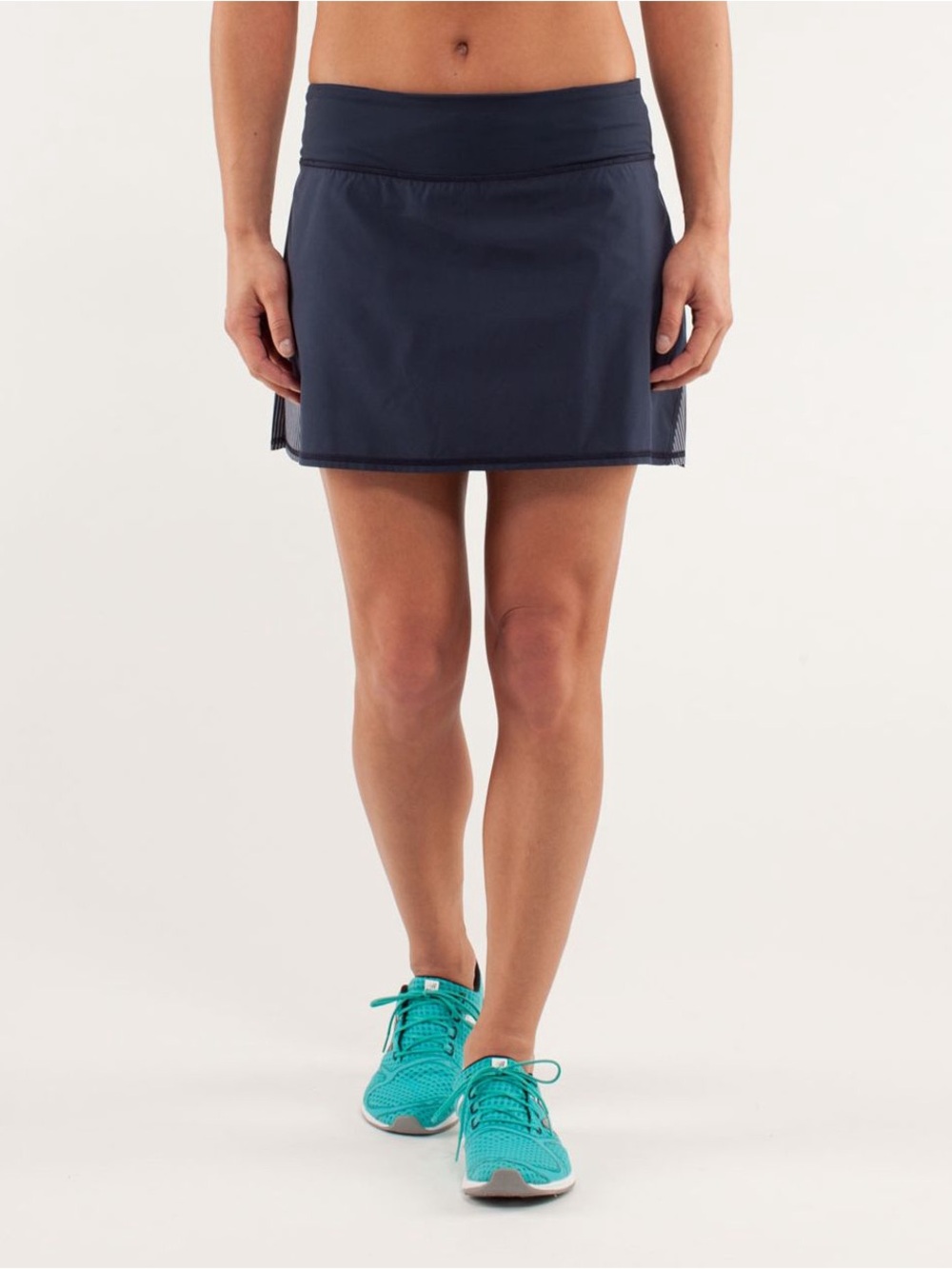 Lululemon /// Women’s Pleated Pace Setter Skirt - Inkwell - Size 4 - Picture 2 of 13